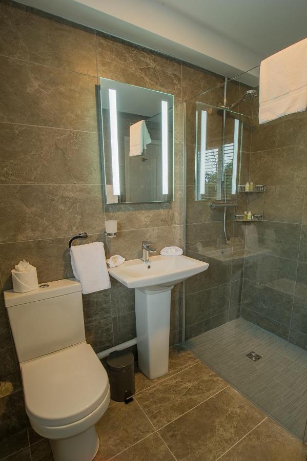 The Rooms At Cunningham'S - Adults Only Килдеър Екстериор снимка
